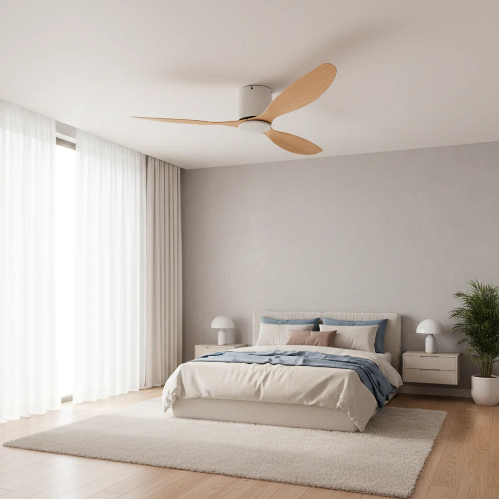 Axiom — Ventilateur moteur DC blanc et bois clair