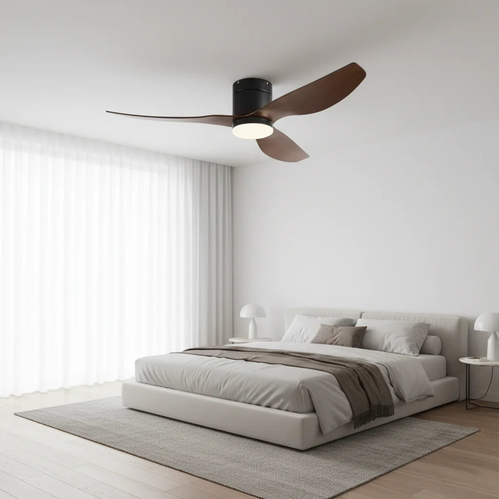 Selene — Ventilateur LED intégrée noir et bois foncé